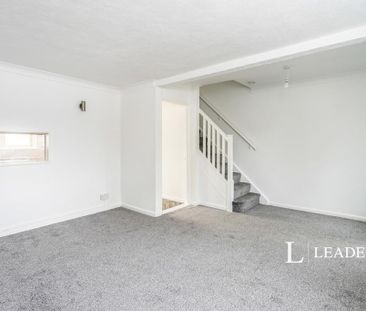 3 bedroom terraced house to rent - Photo 6