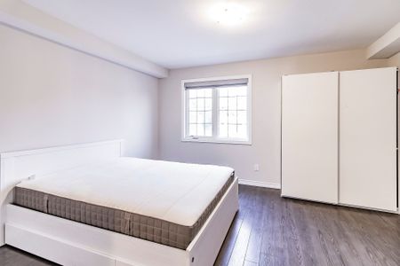 For Lease - 208 A Finch Avenue, Toronto, Ontario - Photo 4