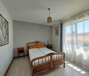 Location Appartement 4 pièces 116m² - Photo 1