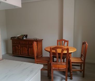 Piso de alquiler en Calle de Santa Engracia, Almagro - Photo 1