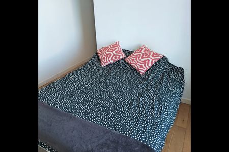 Room in a Shared Flat, Altyre Road, CR0 - Photo 4