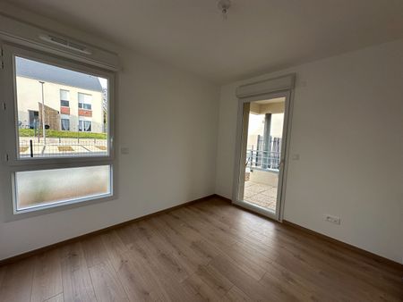 Location Appartement 4 pièces 82m² - Photo 5