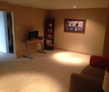 881 Beaconhill Court - 3 bed, 1.5 bath - Photo 5