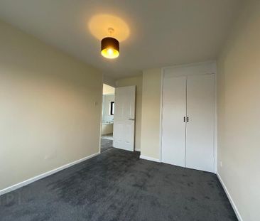 12 The Cherry Walk, Carrickfergus, BT38 8HD - Photo 5