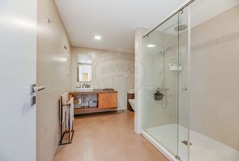Apartamento T4 em Lisboa