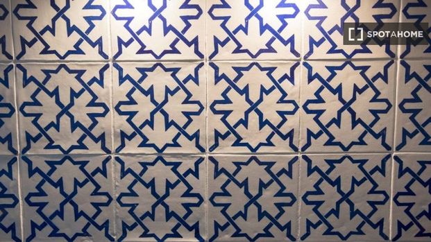 1 room luxury Flat for rent in Valencia, Spain - Photo 1