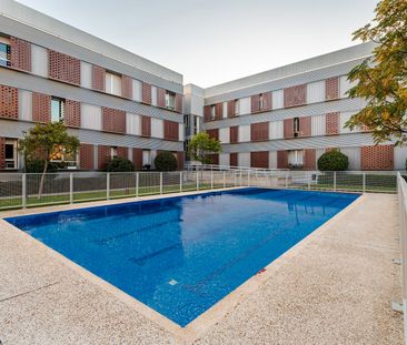 Piso de alquiler en La Rioja, 49, Villanueva de la Cañada ciudad - Photo 5