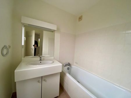 Location Appartement 2 Pièces 42 m² - Photo 4