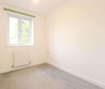 Foxmead Close, Enfield, EN2 - Photo 1