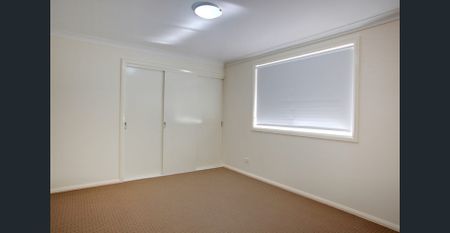 SPACIOUS FOUR BEDROOM HOME - Photo 3