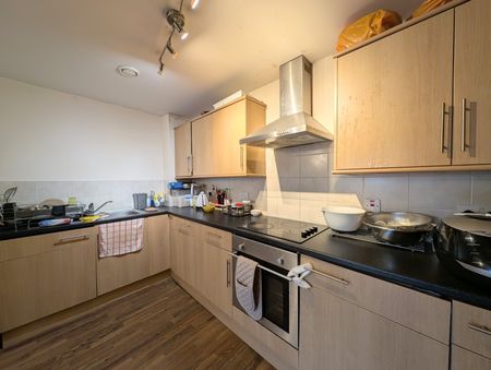 1 bedroom apartment to rent - Photo 2