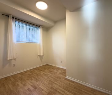 For Lease - 18 O'connor Lane, Guelph, Ontario - Photo 1