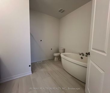 For Lease - 2064 Verne Bowen Street Unit# Main, Oshawa, Ontario - Photo 4