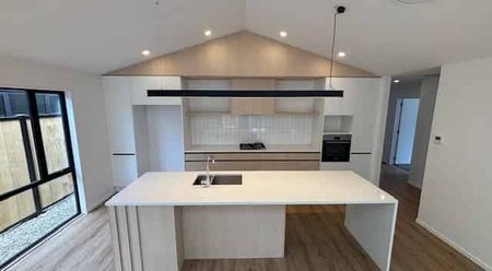 3 BEDROOMS - CROMWELL - Photo 3