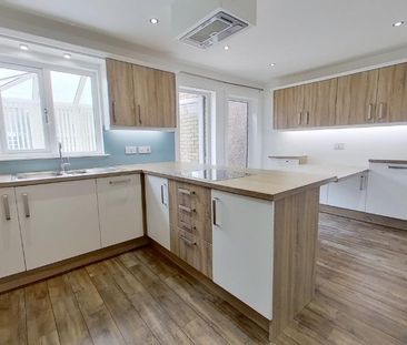 3 bedroom detached house to rent - Photo 6