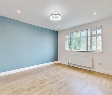 2 bedroom maisonette to rent - Photo 1