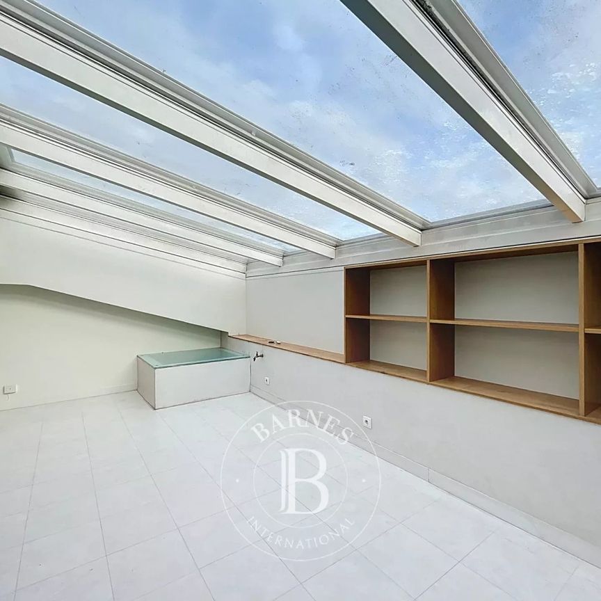 Appartement • Chaillot - Photo 1