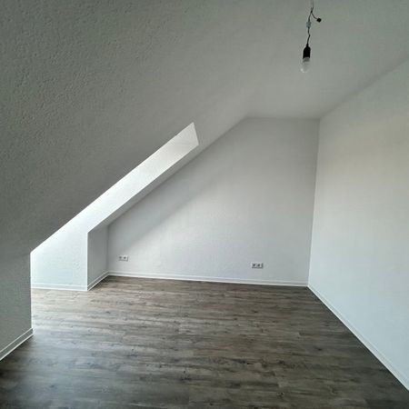 Gemütlche 2 Zimmerwohnung im Dachgeschoss - Photo 3