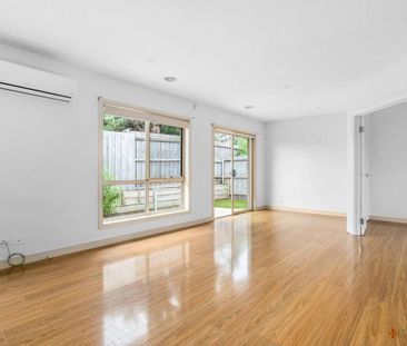 MODERN & SPACIOUS | LIGHT FILLED | WALK TO THE BEACH - Photo 1