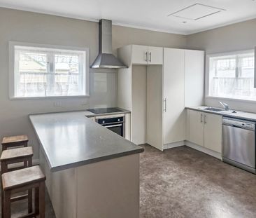 Waiwhetu Living - Photo 2