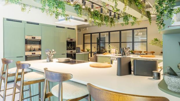 Bury Street, Guildford, GU2 - Photo 1