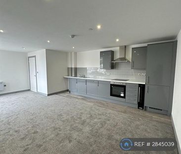 2 bedroom flat to rent - Photo 3