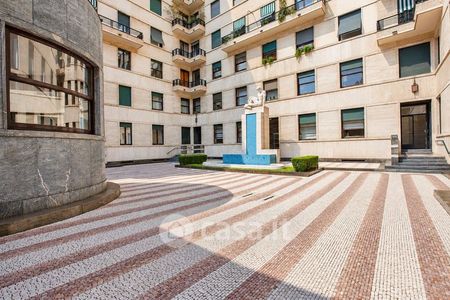 Trilocale in Affitto in Viale Vittorio Veneto 24 a Milano - Foto 4