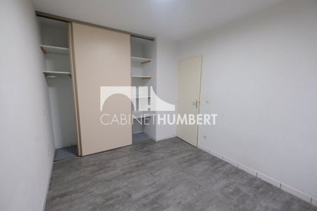 Location Appartement 3 pièces 50m² ST ETIENNE 42000 - Photo 3