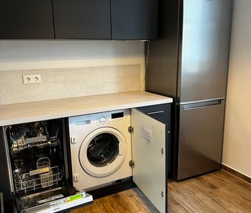 Miete inkl. Nebenkosten: 1.490 € pro Monat, plus Strom, plus Heizung - Photo 1