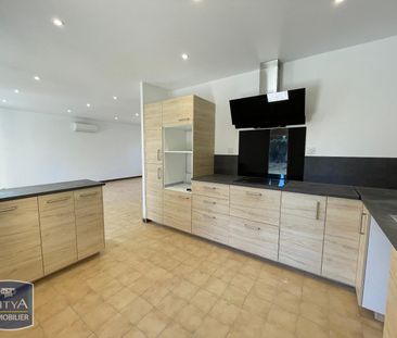 Location Maison 4 pièces 85m² CARPENTRAS 84200 - Photo 3