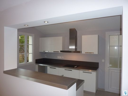 Location Maison MONT SAINT AIGNAN - Photo 1
