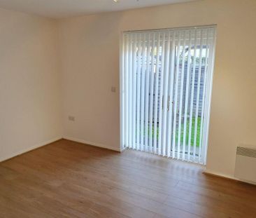 2 bedroom maisonette to rent - Photo 1