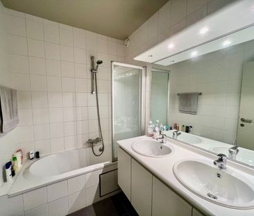 RUSTIG GELEGEN 2- SLAAPKAMERAPPARTEMENT MET TERRAS EN GARAGE - Foto 6