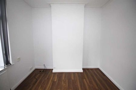 Parkhill Avenue, Manchester, M8 - Photo 3