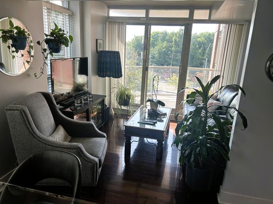 For Lease - 550 Queens Quay N/A Unit# 427, Toronto, Ontario - Photo 1