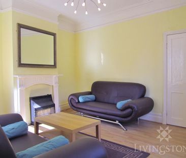 4 bedroom terraced house to rent - Photo 2