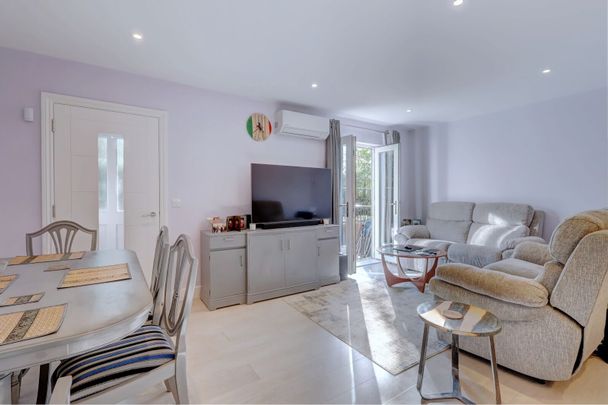 2 Bedroom Flat To Rent, 2 Bedroom  Flat To Rent - Photo 1
