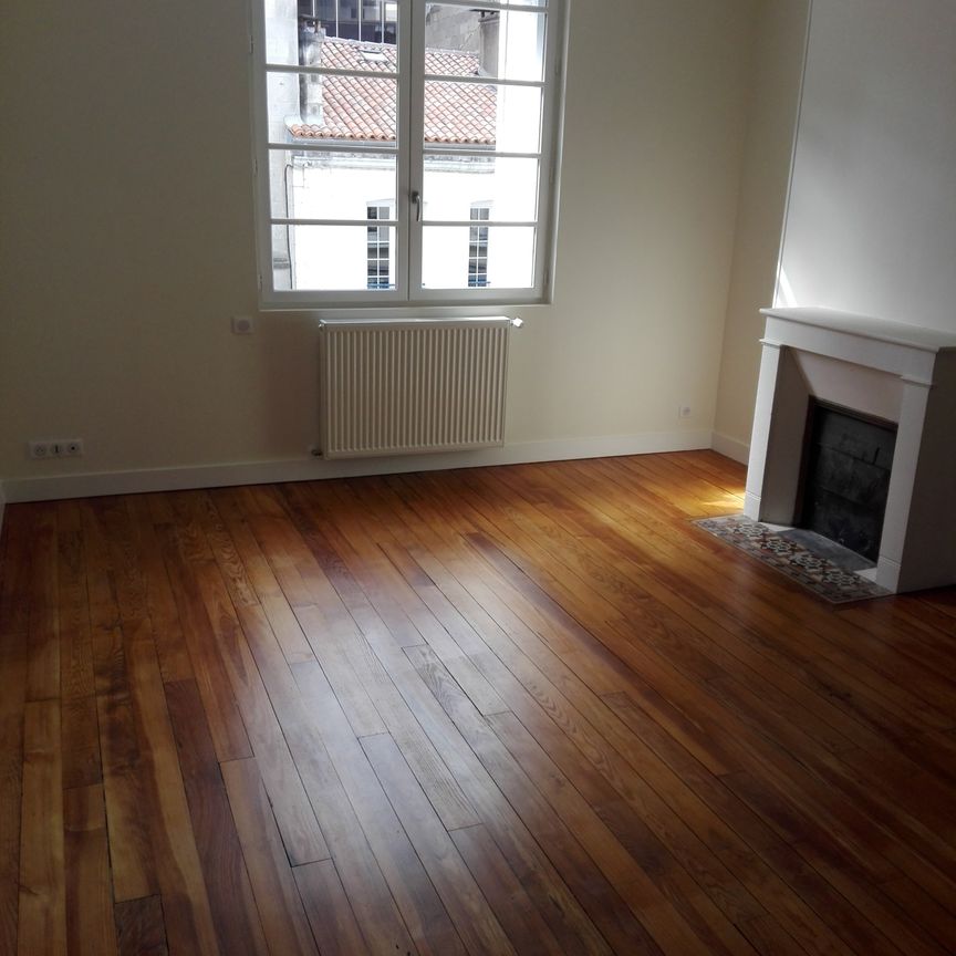 Location Appartement 3 pièces 57m² ANGOULEME 16000 - Photo 1