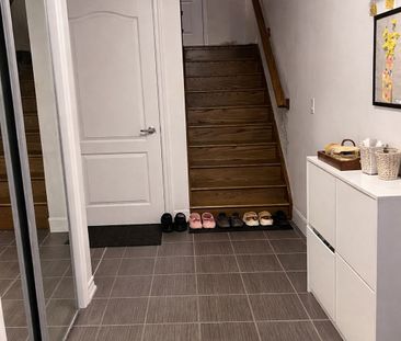 For Lease - 3038 Postridge Drive, Oakville, Ontario - Photo 4