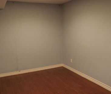 For Lease - 302 Springdale Boulevard Unit# Bsmt, Toronto, Ontario - Photo 6