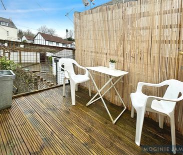 Pen-y-Lan Road, Cardiff, CF23 - Photo 4