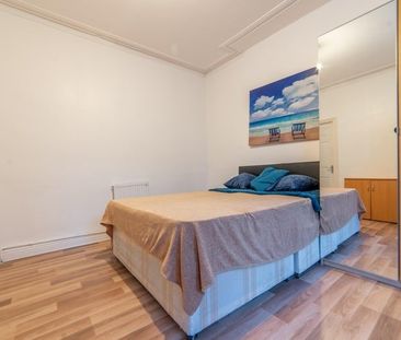 Room in a Shared House, Studley Rd, SW4 - Photo 2