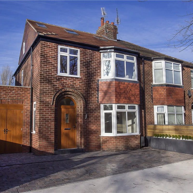 Extensively renovated to a very high standard, this 4/5 bedroom semi detached property is within close proximity to York city centre with many local amenities on its doorstep. - Photo 1