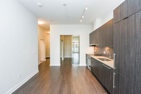 For Lease - 430 Square One Drive Unit# 507, Mississauga, Ontario - Photo 4