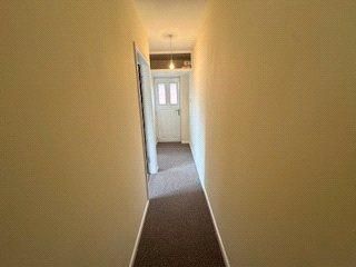 3 bedroom flat to rent - Photo 2