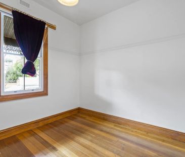 Charming Richmond Living with Private Courtyard - Photo 1