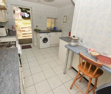 4 bedroom house to rent - Photo 3