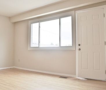 451 West Street North, Orillia - Photo 4