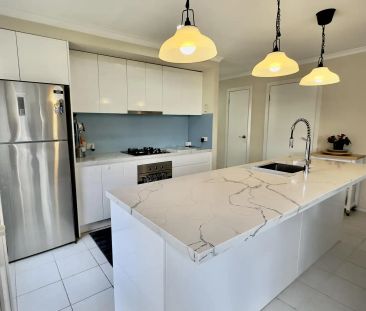 “Beautiful 3-Bedroom house for Lease in Wyndham Vale” - Photo 4