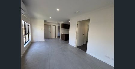 2 Bedroom Delight! - Photo 2